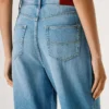 High-Rise-Jeans in lockerer Passform – Addison