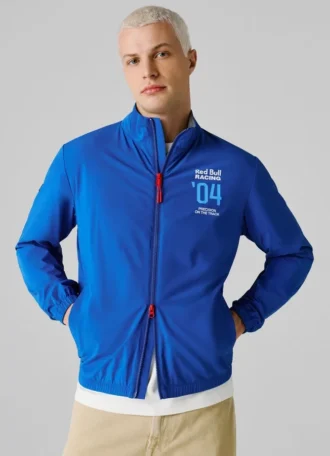 Jacke mit hohem Kragen und Logo