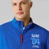 Jacke mit hohem Kragen und Logo