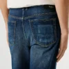 Jeans mit geradem Schnitt und mittlerer Leibhöhe – Byron
