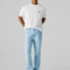 Jeans mit gerader Passform und mittlerer Leibhöhe Jeans mit gerader Passform und mittlerer Leibhöhe
