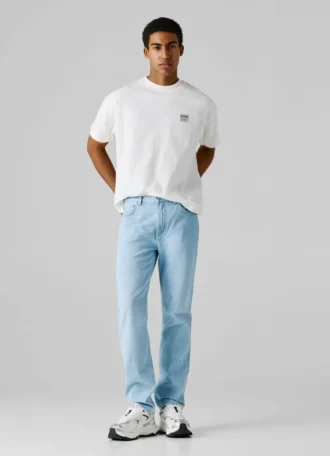 Jeans mit gerader Passform und mittlerer Leibhöhe