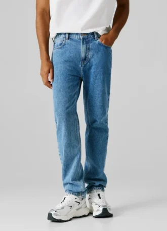 Jeans mit gerader Passform und mittlerer Leibhöhe