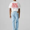 Jeans mit gerader Passform und mittlerer Leibhöhe Jeans mit gerader Passform und mittlerer Leibhöhe