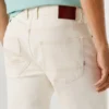 Jeans mit gerader Passform und mittlerer Leibhöhe – Cash Jeans mit gerader Passform und mittlerer Leibhöhe – Cash