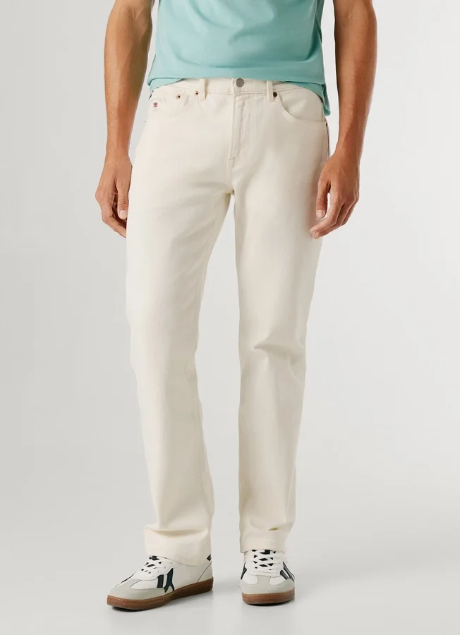 Jeans mit gerader Passform und mittlerer Leibhöhe – Cash Jeans mit gerader Passform und mittlerer Leibhöhe – Cash