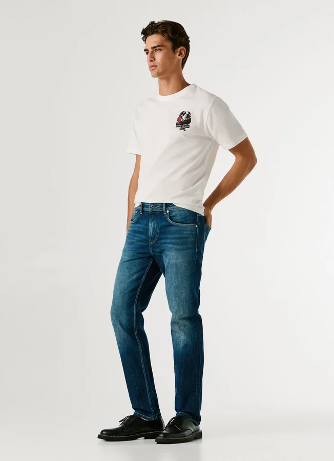 Jeans mit gerader Passform und mittlerer Leibhöhe – Cash Jeans mit gerader Passform und mittlerer Leibhöhe – Cash