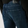 Jeans mit gerader Passform und mittlerer Leibhöhe – Cash