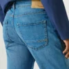 Jeans mit gerader Passform und mittlerer Leibhöhe – Cash