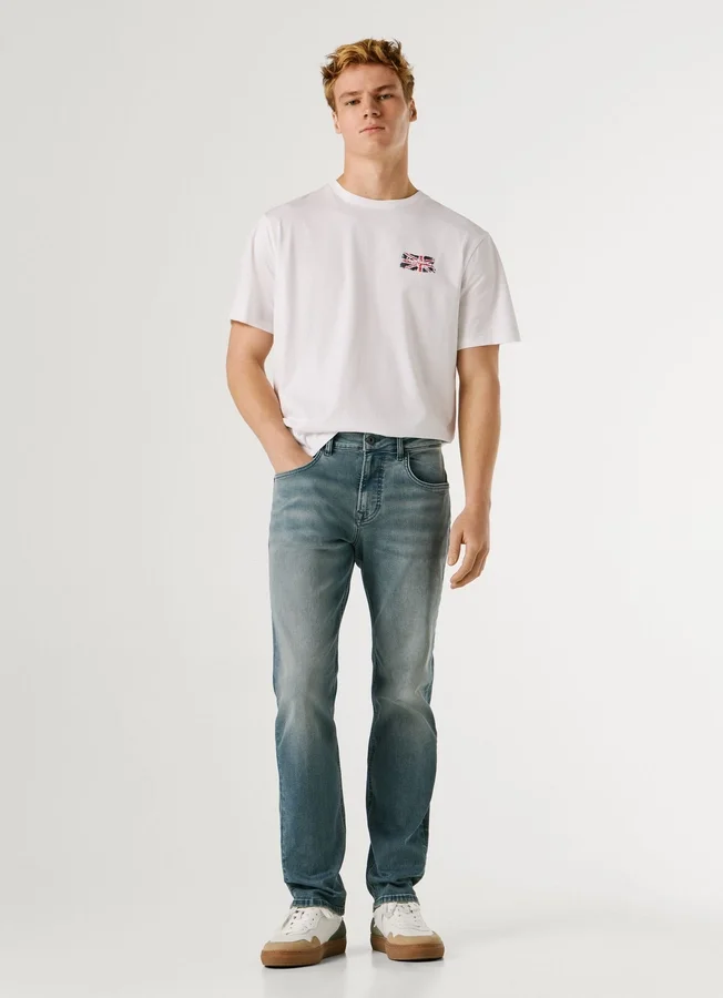 Jeans mit gerader Passform und mittlerer Leibhöhe – Cash Jeans mit gerader Passform und mittlerer Leibhöhe – Cash