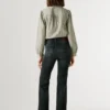 Jeans mit hoher Leibhöhe und ausgestelltem Schnitt – Willa Jeans mit hoher Leibhöhe und ausgestelltem Schnitt – Willa