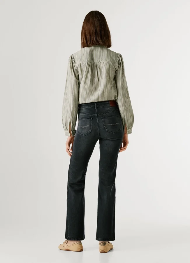 Jeans mit hoher Leibhöhe und ausgestelltem Schnitt – Willa Jeans mit hoher Leibhöhe und ausgestelltem Schnitt – Willa