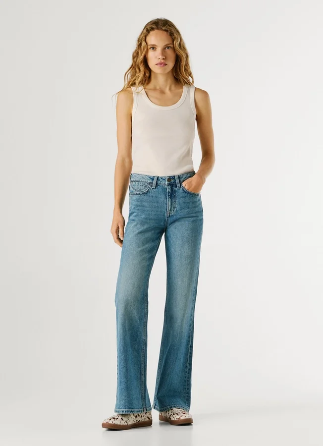 Jeans mit hoher Leibhöhe und ausgestelltem Schnitt – Willa Jeans mit hoher Leibhöhe und ausgestelltem Schnitt – Willa