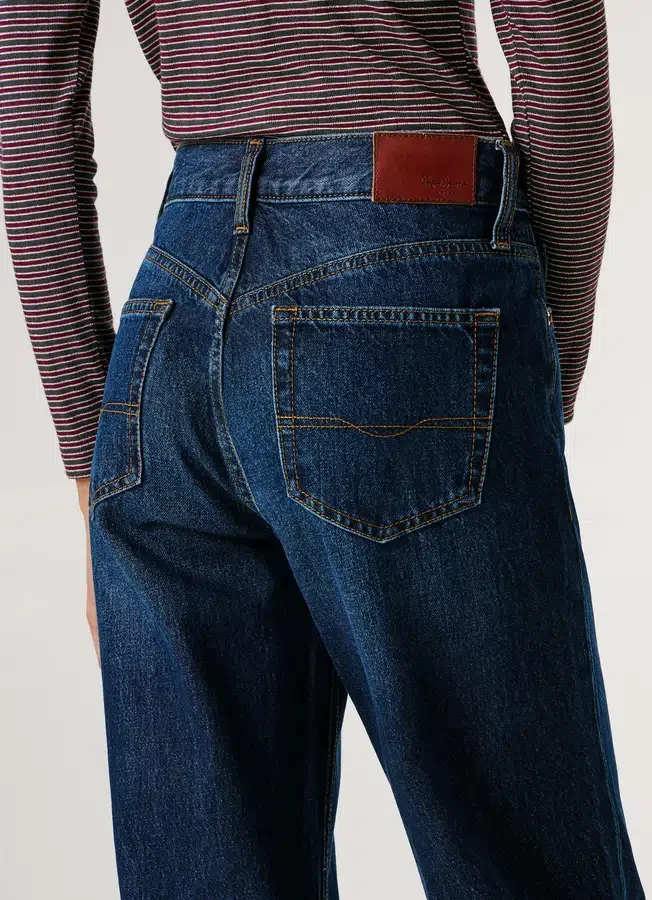 Jeans mit hoher Leibhöhe und geradem Schnitt – Robyn Jeans mit hoher Leibhöhe und geradem Schnitt – Robyn