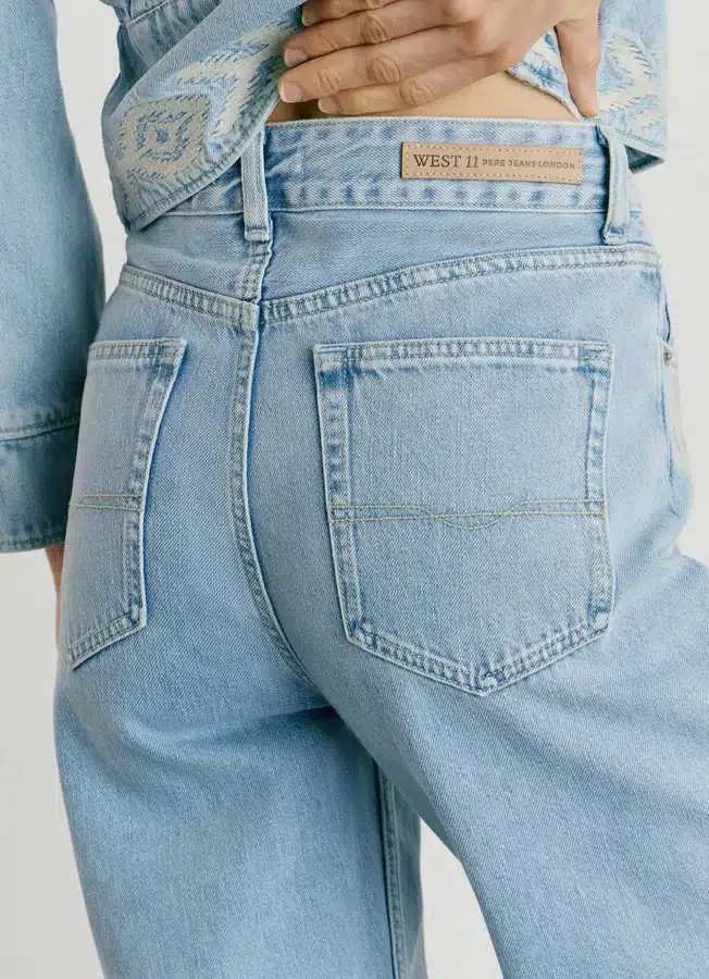 Jeans mit hoher Taille und geradem Schnitt – Eden Jeans mit hoher Taille und geradem Schnitt – Eden