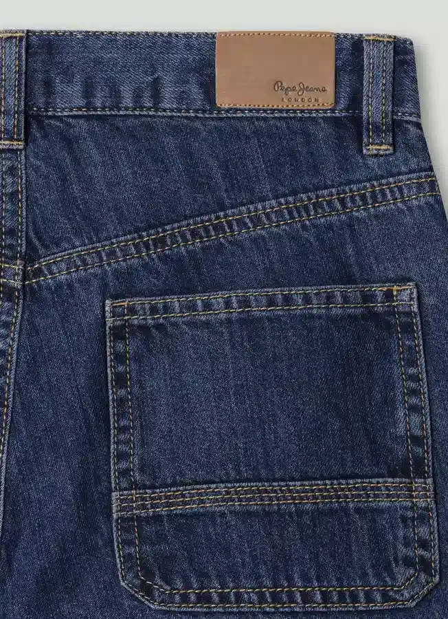 Jeans mit lockerer Passform und mittlerer Leibhöhe – Dan Jeans mit lockerer Passform und mittlerer Leibhöhe – Dan