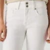 Jeans mit mittlerer Leibhöhe und ausgestelltem Schnitt – Venus