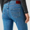 Jeans mit mittlerer Leibhöhe und ausgestelltem Schnitt – Venus
