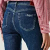 Jeans mit mittlerer Leibhöhe und Bootcut-Passform – Piper Jeans mit mittlerer Leibhöhe und Bootcut-Passform – Piper