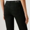Jeans mit mittlerer Leibhöhe und geradem Schnitt – Beryl