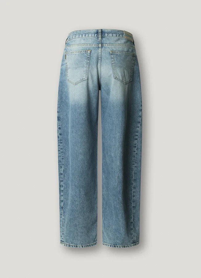 Jeans mit mittlerer Leibhöhe und lockerer Passform Jeans mit mittlerer Leibhöhe und lockerer Passform