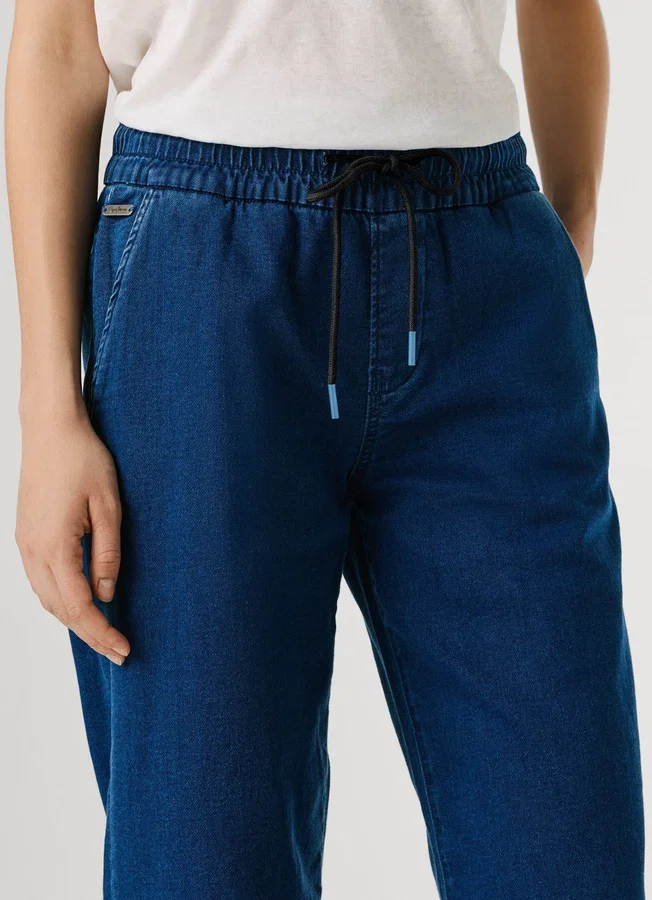 Jeans mit mittlerer Leibhöhe und lockerer Passform – Eva Jeans mit mittlerer Leibhöhe und lockerer Passform – Eva