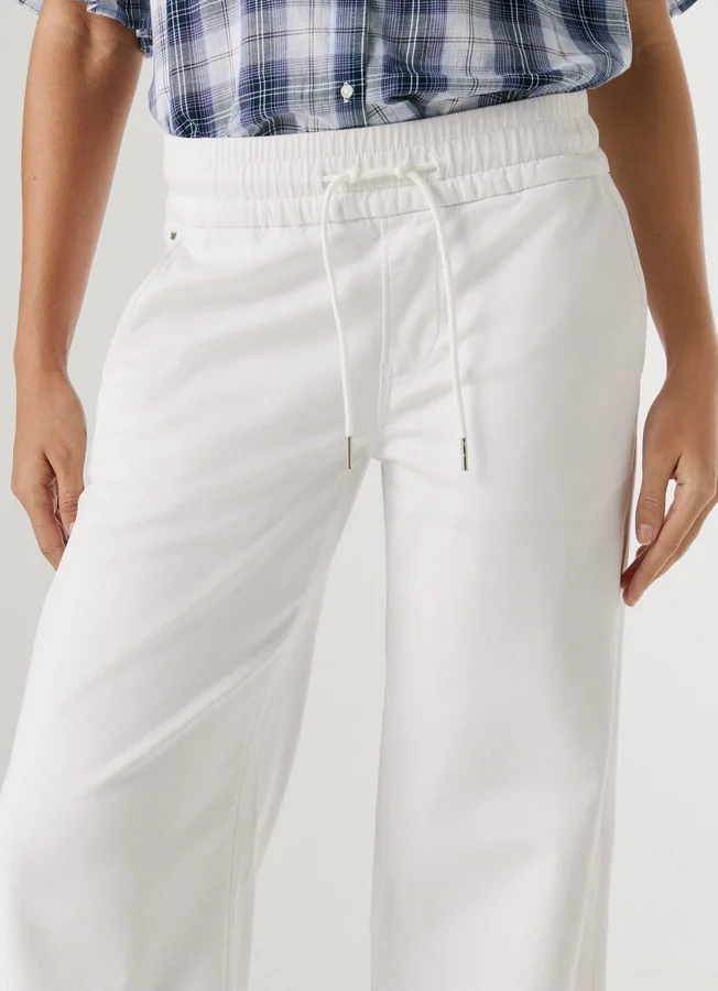 Jeans mit mittlerer Leibhöhe und lockerer Passform – Eva Jeans mit mittlerer Leibhöhe und lockerer Passform – Eva