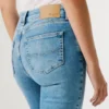 Jeans mit mittlerer Leibhöhe und Skinny-Passform – Regent Jeans mit mittlerer Leibhöhe und Skinny-Passform – Regent