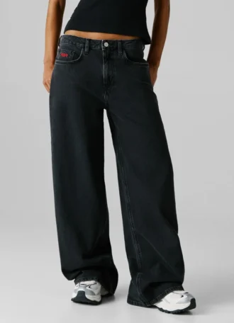 Jeans mit mittlerer Leibhöhe und weitem Schnitt