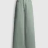 Jeans mit mittlerer Leibhöhe und weitem Schnitt Jeans mit mittlerer Leibhöhe und weitem Schnitt
