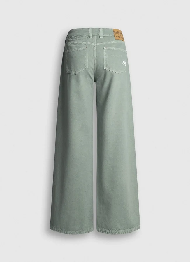Jeans mit mittlerer Leibhöhe und weitem Schnitt Jeans mit mittlerer Leibhöhe und weitem Schnitt