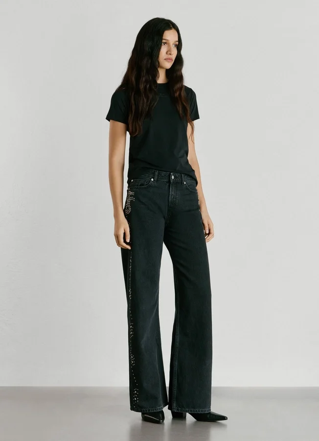 Jeans mit mittlerer Leibhöhe und weitem Schnitt – Lina Jeans mit mittlerer Leibhöhe und weitem Schnitt – Lina