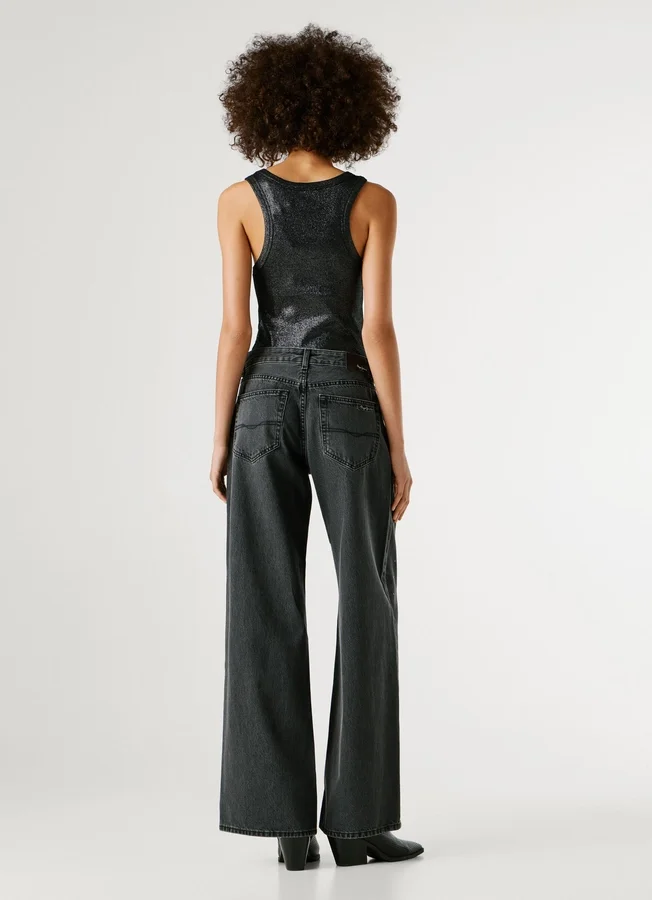 Jeans mit mittlerer Leibhöhe und weitem Schnitt – Lina Jeans mit mittlerer Leibhöhe und weitem Schnitt – Lina
