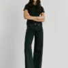 Jeans mit mittlerer Leibhöhe und weitem Schnitt – Lina Jeans mit mittlerer Leibhöhe und weitem Schnitt – Lina