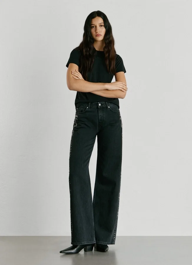 Jeans mit mittlerer Leibhöhe und weitem Schnitt – Lina Jeans mit mittlerer Leibhöhe und weitem Schnitt – Lina