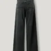 Jeans mit mittlerer Leibhöhe und weitem Schnitt – Lina Jeans mit mittlerer Leibhöhe und weitem Schnitt – Lina