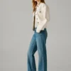 Jeans mit niedriger Leibhöhe und gerader Passform – Venus Jeans mit niedriger Leibhöhe und gerader Passform – Venus