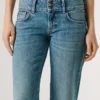 Jeans mit niedriger Leibhöhe und gerader Passform – Venus Jeans mit niedriger Leibhöhe und gerader Passform – Venus