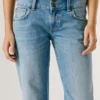 Jeans mit niedriger Leibhöhe und gerader Passform – Venus Jeans mit niedriger Leibhöhe und gerader Passform – Venus