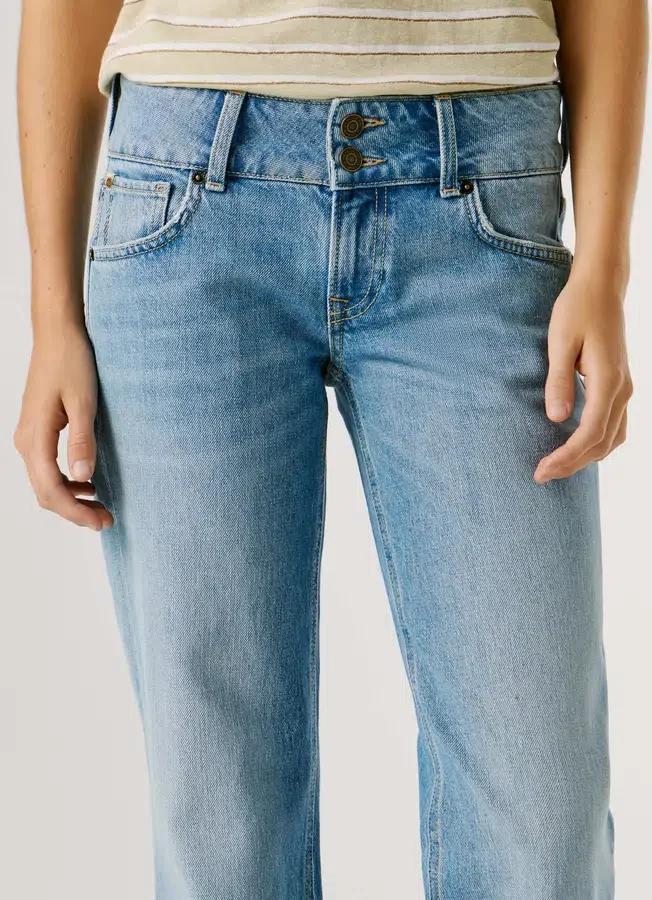 Jeans mit niedriger Leibhöhe und gerader Passform – Venus Jeans mit niedriger Leibhöhe und gerader Passform – Venus