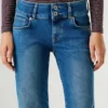 Jeans mit niedriger Leibhöhe und gerader Passform – Venus Jeans mit niedriger Leibhöhe und gerader Passform – Venus