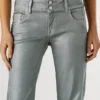 Jeans mit niedriger Leibhöhe und gerader Passform – Venus Jeans mit niedriger Leibhöhe und gerader Passform – Venus