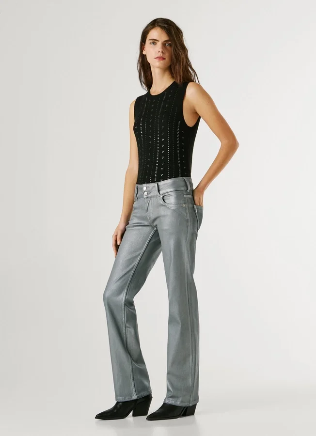 Jeans mit niedriger Leibhöhe und gerader Passform – Venus Jeans mit niedriger Leibhöhe und gerader Passform – Venus