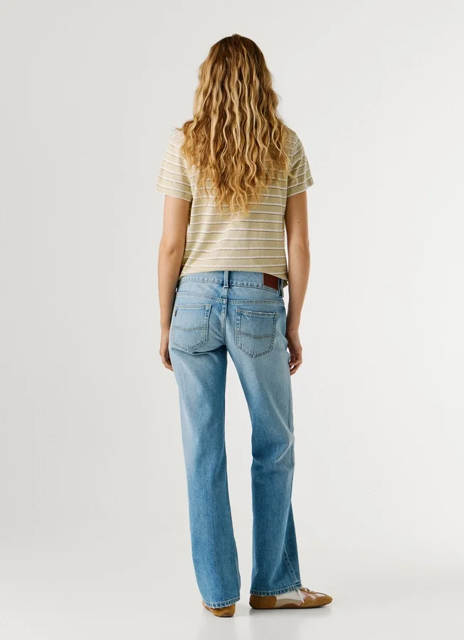 Jeans mit niedriger Leibhöhe und gerader Passform – Venus Jeans mit niedriger Leibhöhe und gerader Passform – Venus