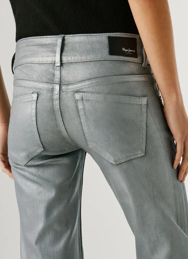 Jeans mit niedriger Leibhöhe und gerader Passform – Venus Jeans mit niedriger Leibhöhe und gerader Passform – Venus