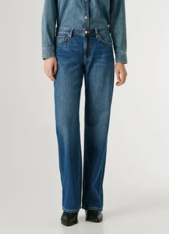 Jeans mit niedriger Leibhöhe und lockerer Passform – Nicky
