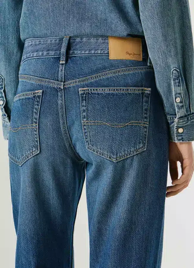 Jeans mit niedriger Leibhöhe und lockerer Passform – Nicky Jeans mit niedriger Leibhöhe und lockerer Passform – Nicky