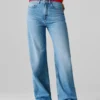 Jeans mit weitem Schnitt und mittlerer Leibhöhe Jeans mit weitem Schnitt und mittlerer Leibhöhe