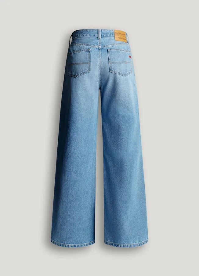 Jeans mit weitem Schnitt und mittlerer Leibhöhe Jeans mit weitem Schnitt und mittlerer Leibhöhe