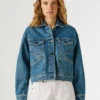 Jeansjacke in lockerer Passform Jeansjacke in lockerer Passform